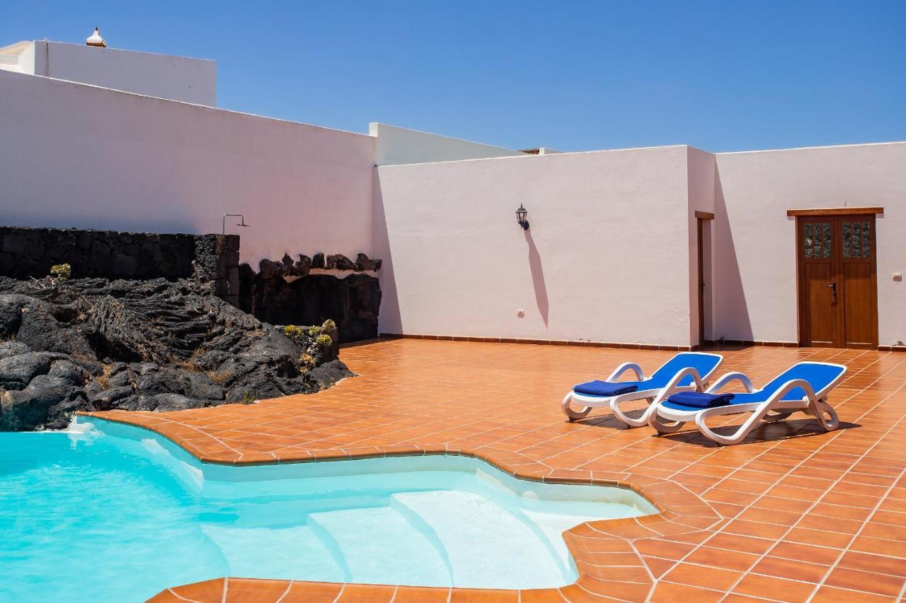 Casa Lola Lanzarote Piscina Climatizada Y Wifi Free Vila San Bartolomé Exterior foto